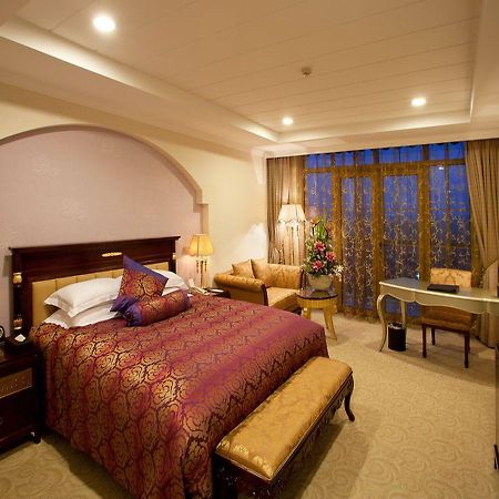 Q And X Hot Spring Resort Qingdao Exterior photo