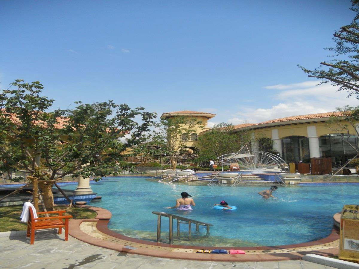 Q And X Hot Spring Resort Qingdao Exterior photo